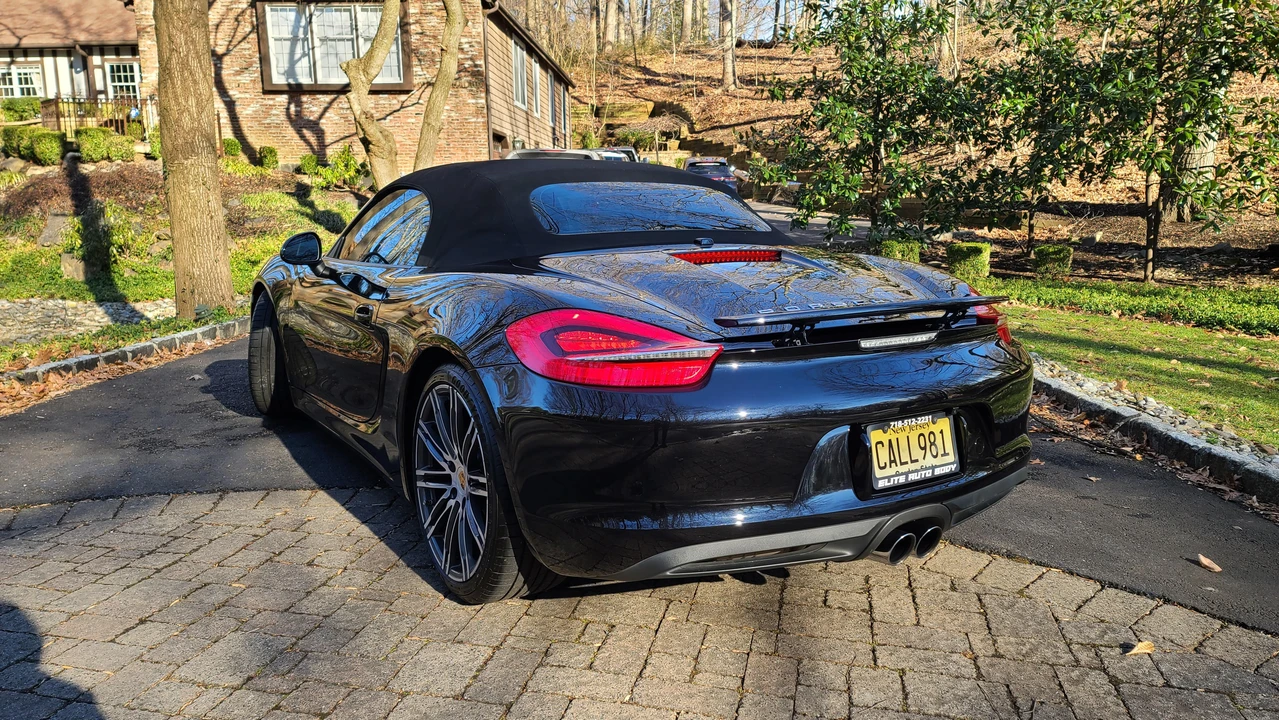 2015 Porsche 981 Boxster S - Image 10 of 31