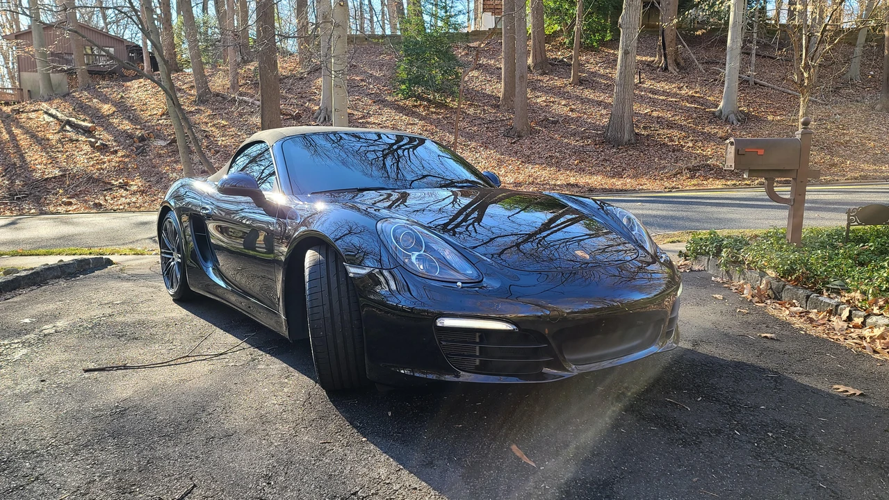2015 Porsche 981 Boxster S - Image 14 of 31