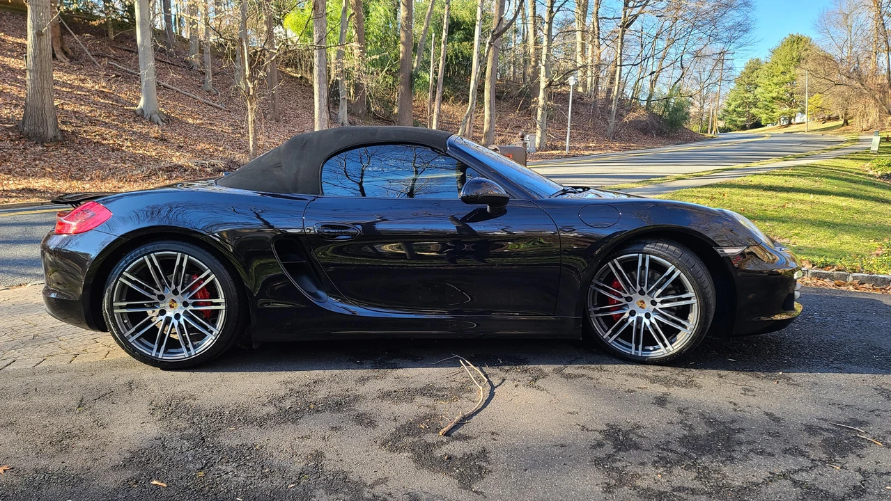 2015 Porsche 981 Boxster S - Image 13 of 31