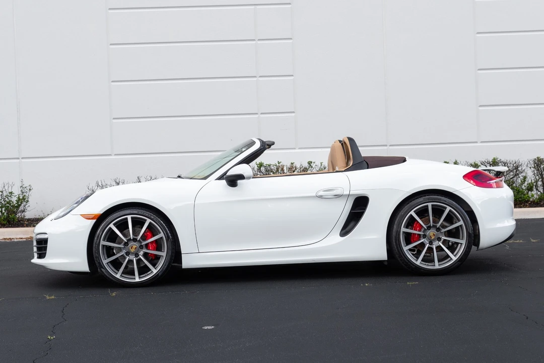 2015 Porsche 981 Boxster S - Image 24 of 31