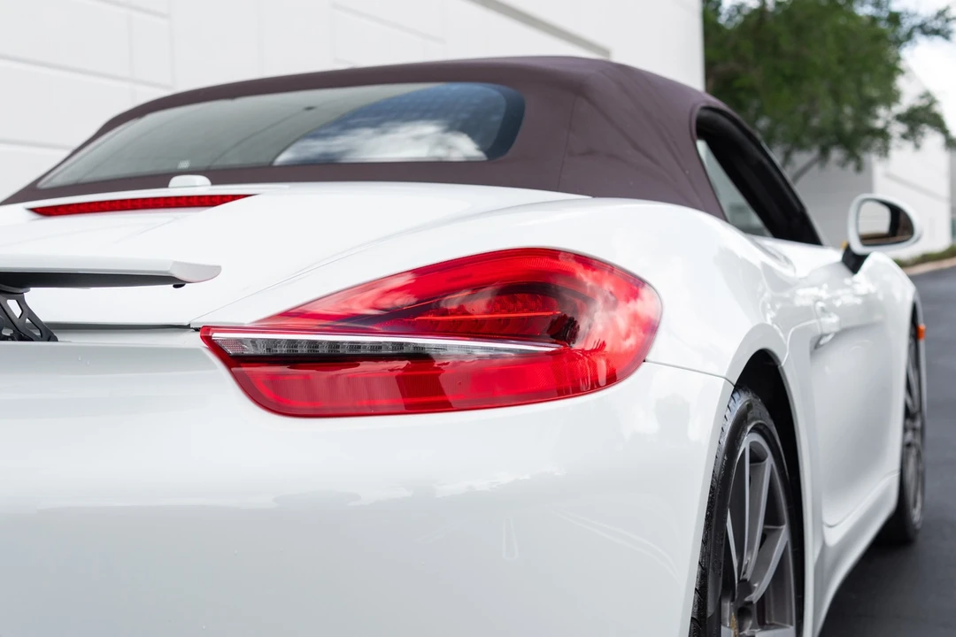 2015 Porsche 981 Boxster S - Image 15 of 21