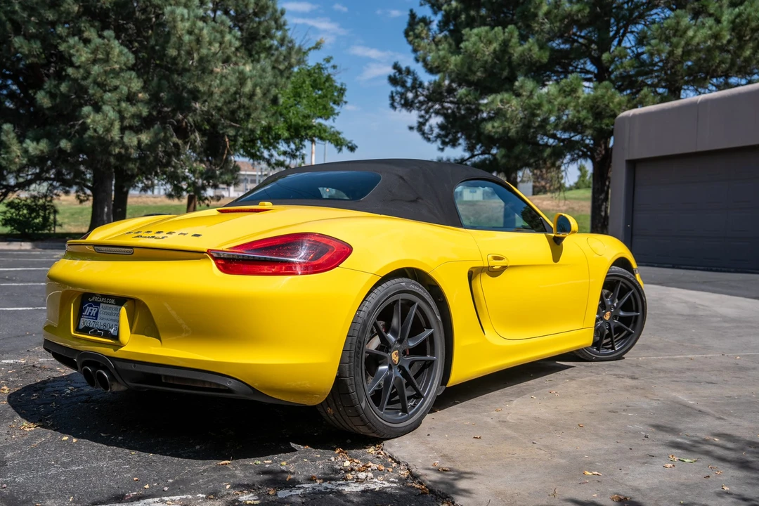 2015 Porsche 981 Boxster S - Image 16 of 31