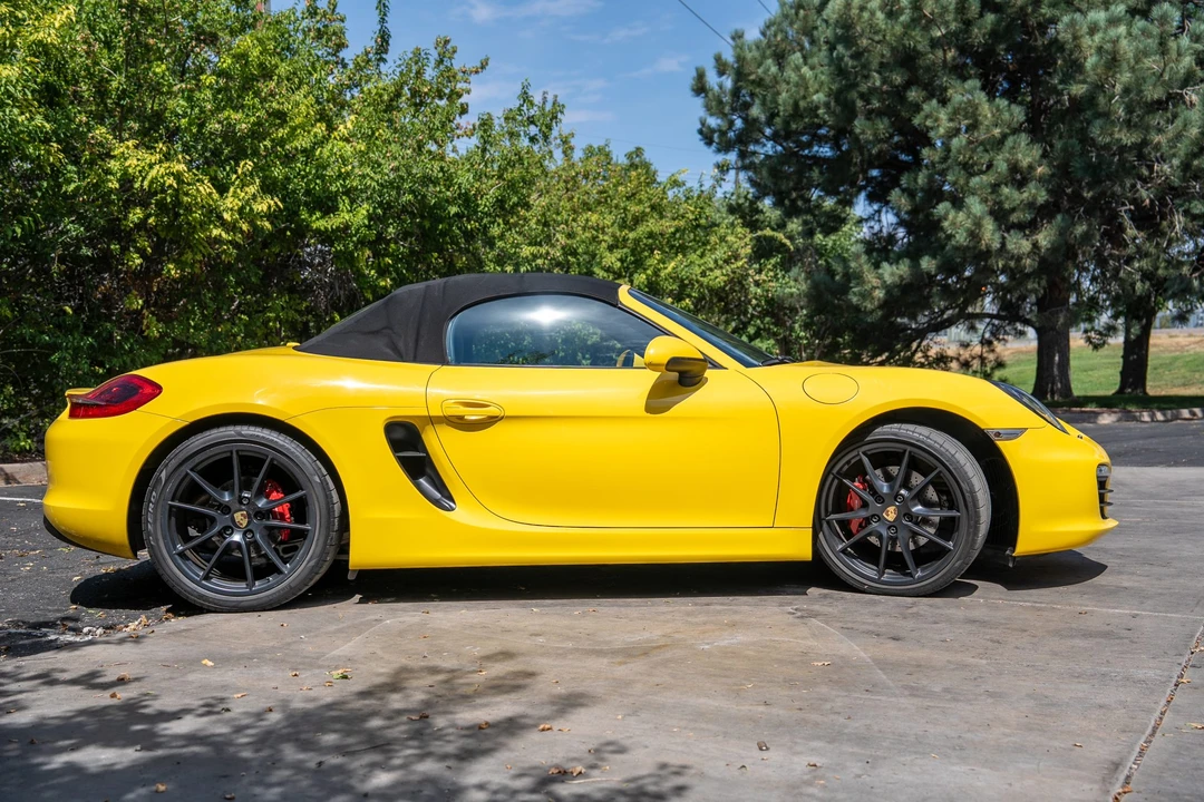 2015 Porsche 981 Boxster S - Image 17 of 31