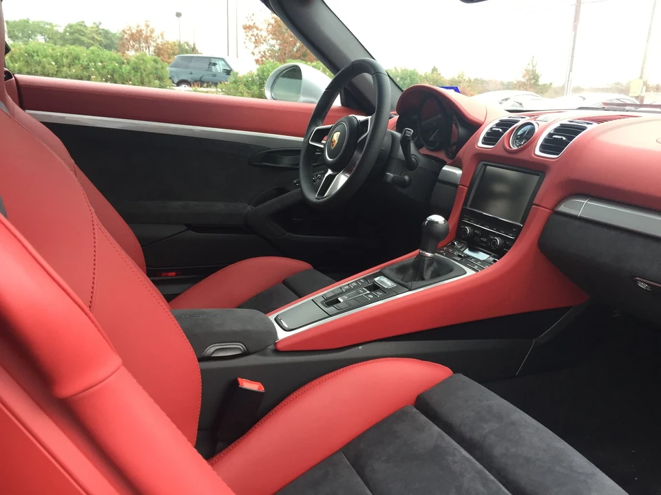 2015 Porsche 981 Boxster Spyder - Image 8 of 8
