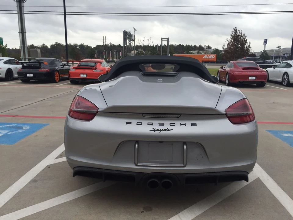 2015 Porsche 981 Boxster Spyder - Image 5 of 8