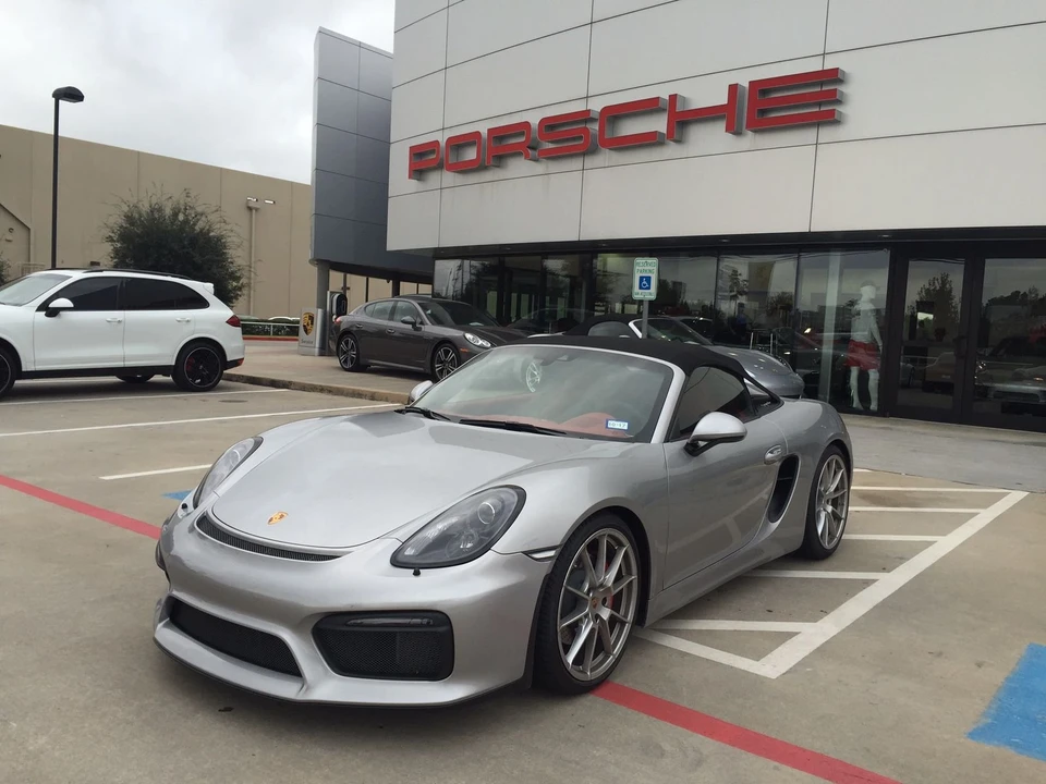 2015 Porsche 981 Boxster Spyder - Image 2 of 8