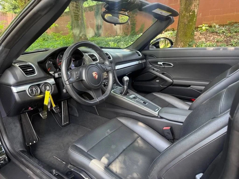 2015 Porsche 981 Boxster - Image 4 of 5