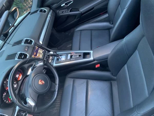 2015 Porsche 981 Boxster - Image 10 of 17