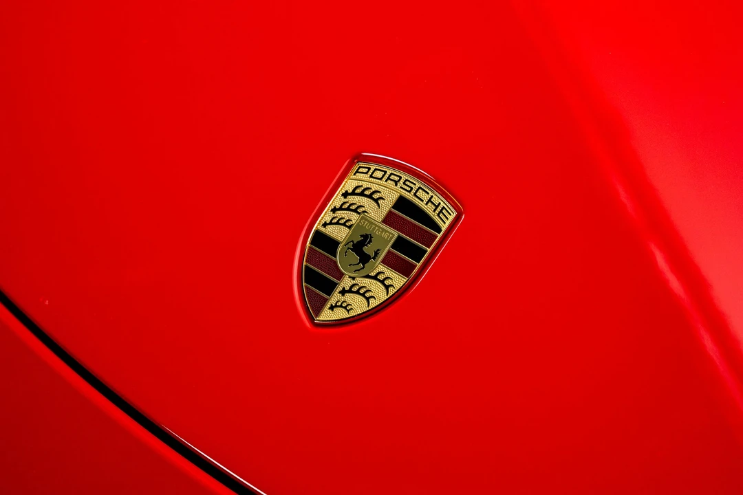 2015 Porsche 981 Boxster - Image 15 of 31