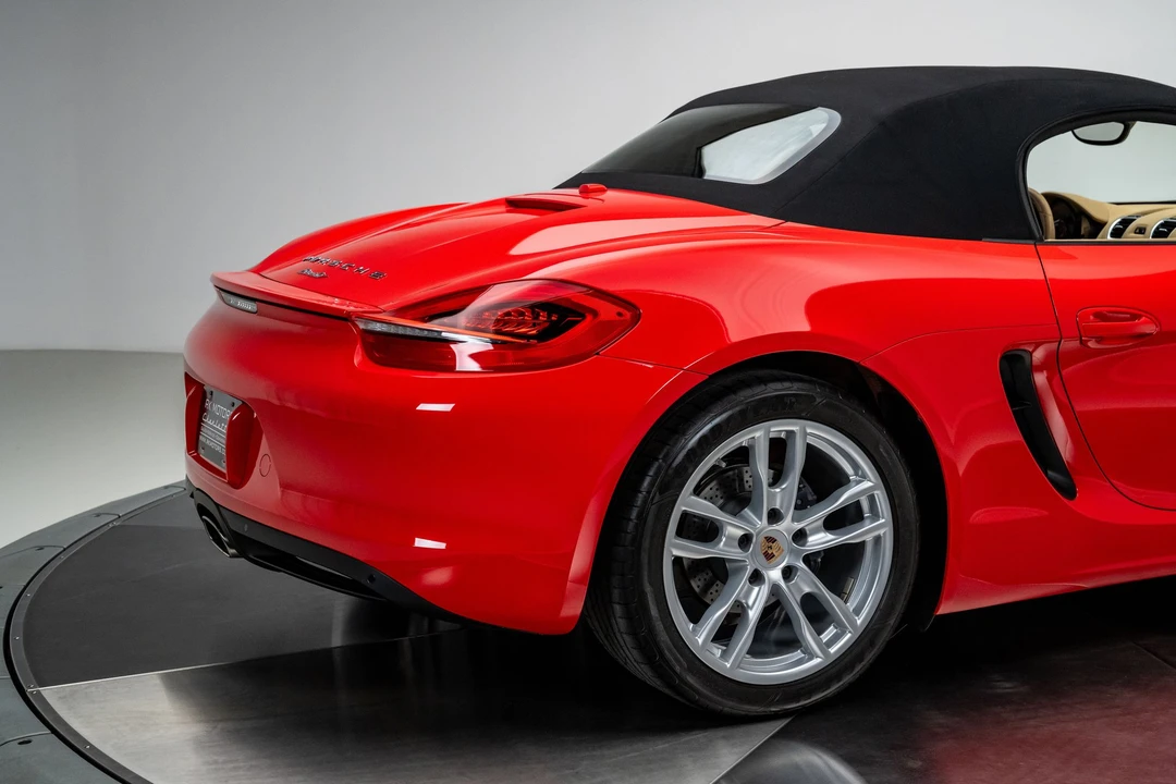2015 Porsche 981 Boxster - Image 6 of 31