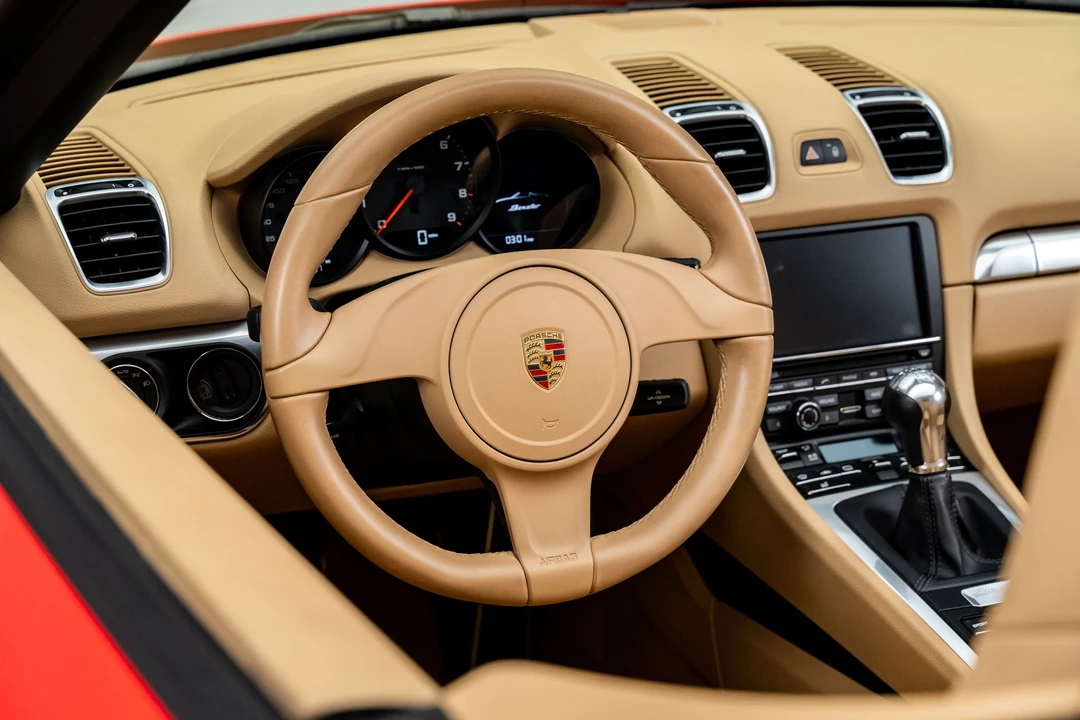 2015 Porsche 981 Boxster - Image 3 of 31