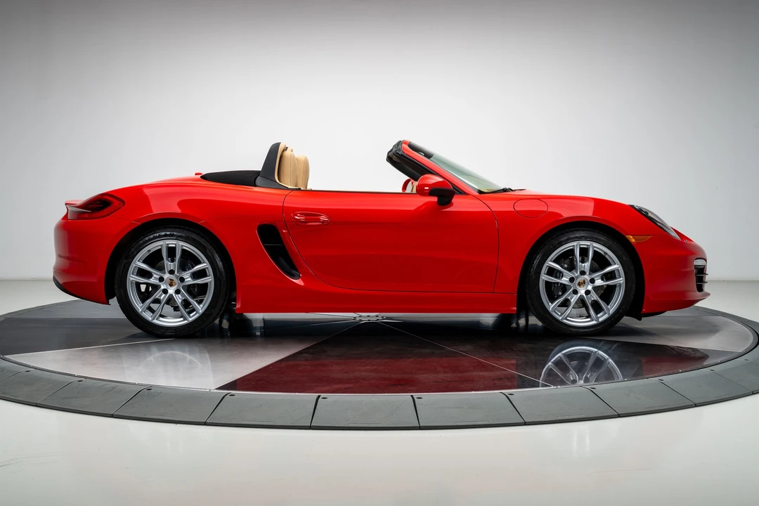 2015 Porsche 981 Boxster - Image 18 of 31