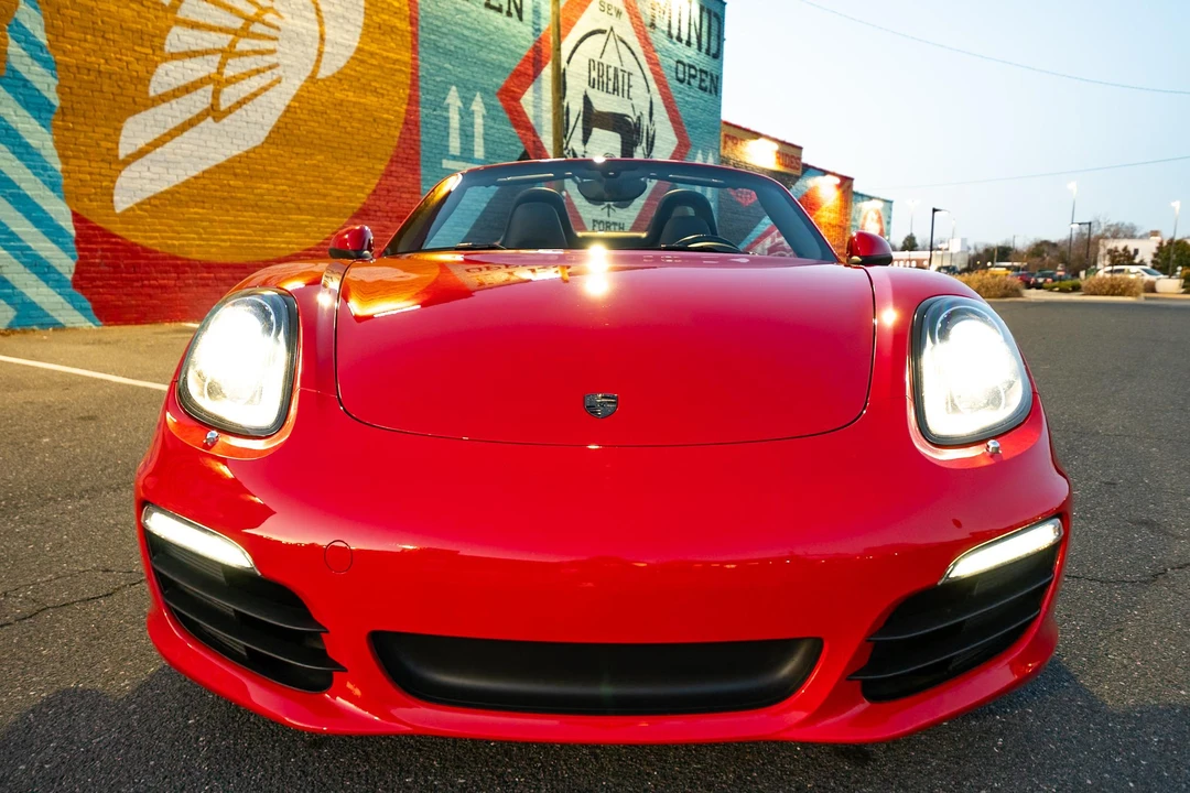 2015 Porsche 981 Boxster - Image 7 of 31