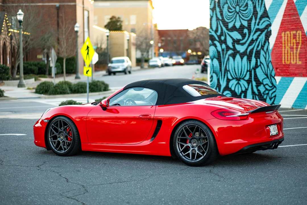 2015 Porsche 981 Boxster - Image 15 of 31