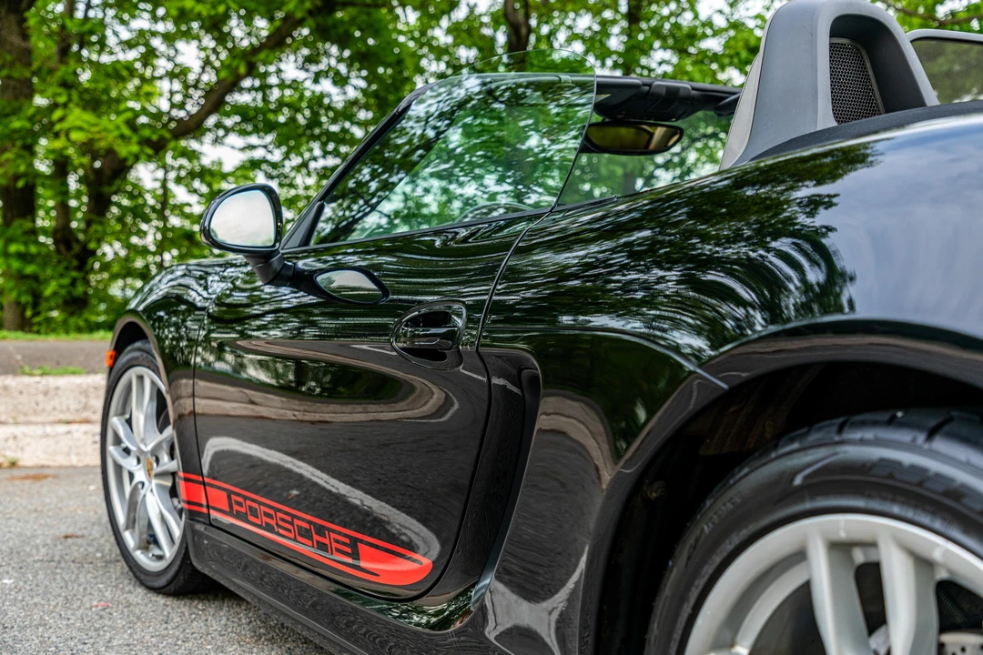2015 Porsche 981 Boxster - Image 26 of 31