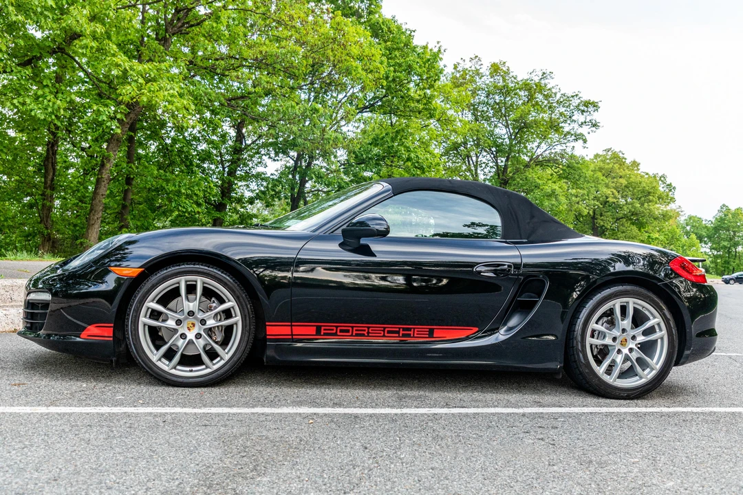 2015 Porsche 981 Boxster - Image 9 of 31
