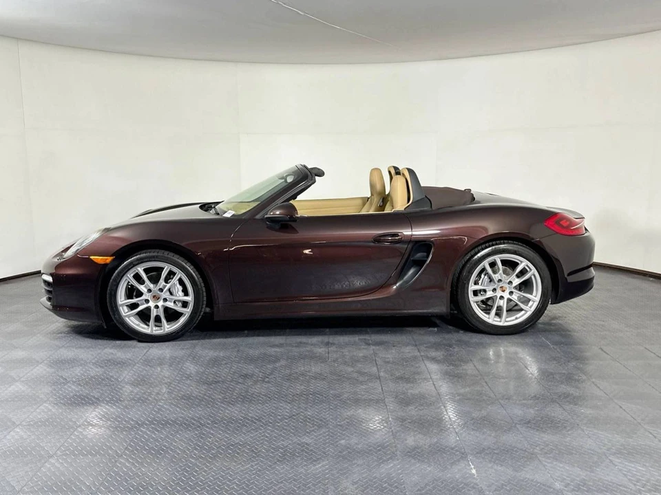 2015 Porsche 981 Boxster - Image 2 of 5