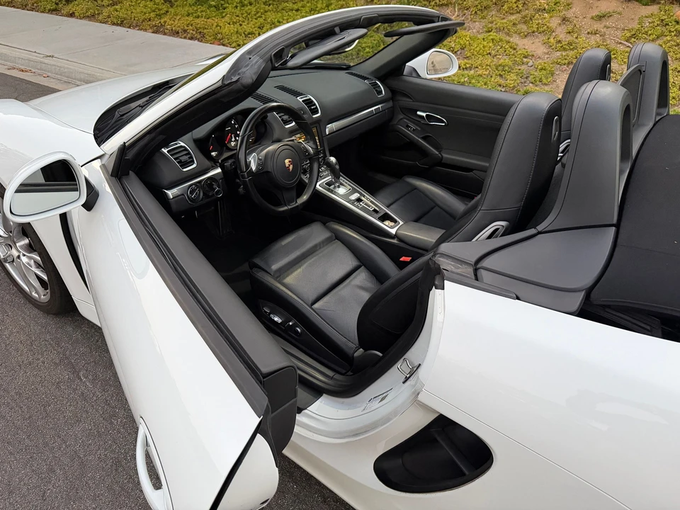 2015 Porsche 981 Boxster - Image 6 of 13