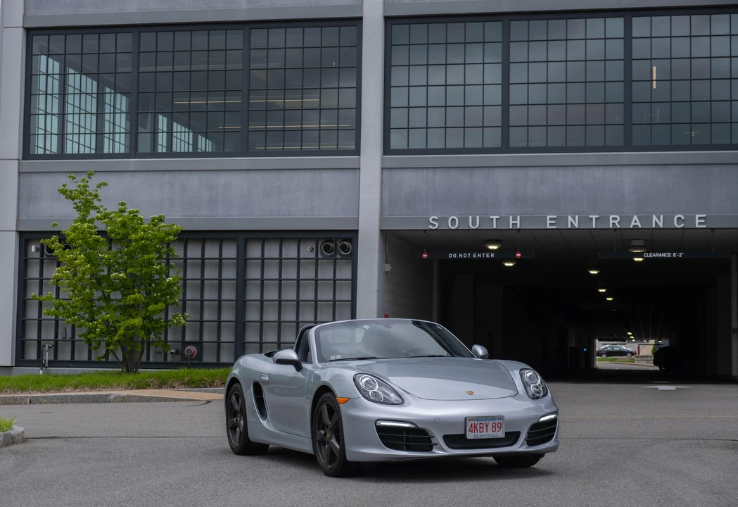 2015 Porsche 981 Boxster - Image 12 of 31