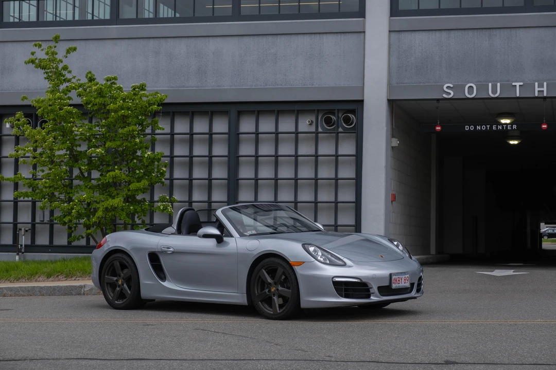 2015 Porsche 981 Boxster - Image 10 of 31
