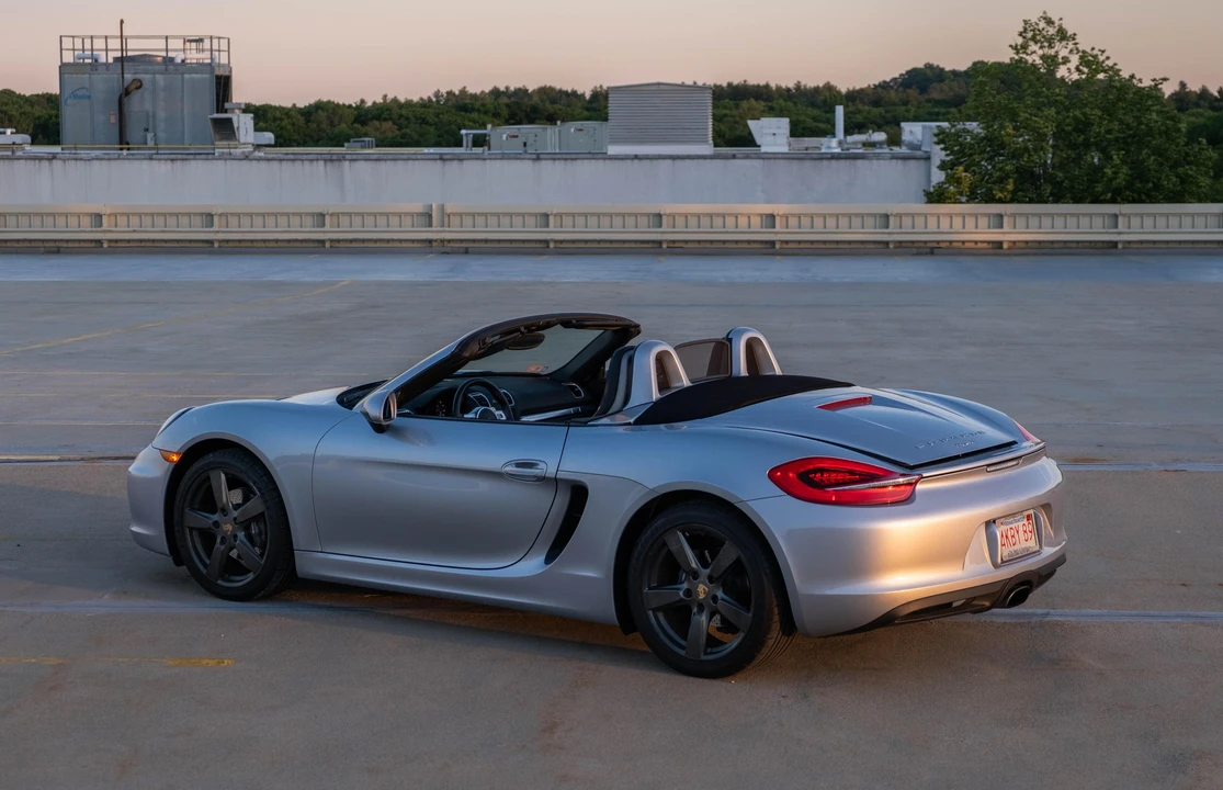 2015 Porsche 981 Boxster - Image 7 of 31