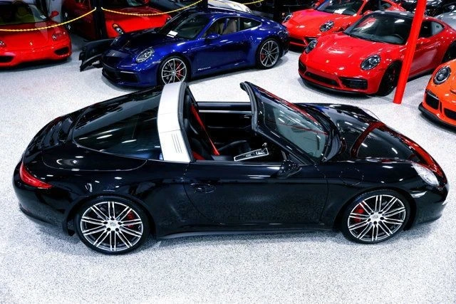 2015 Porsche 991 Targa 4 & 4S - Image 10 of 12