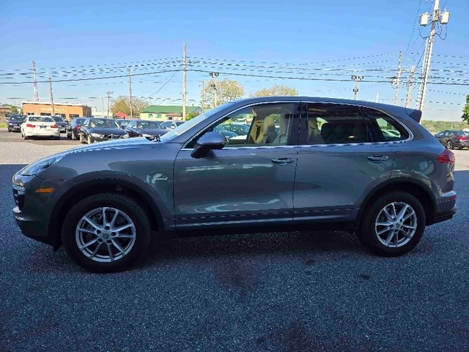 2015 Porsche 958 Cayenne - Image 4 of 15