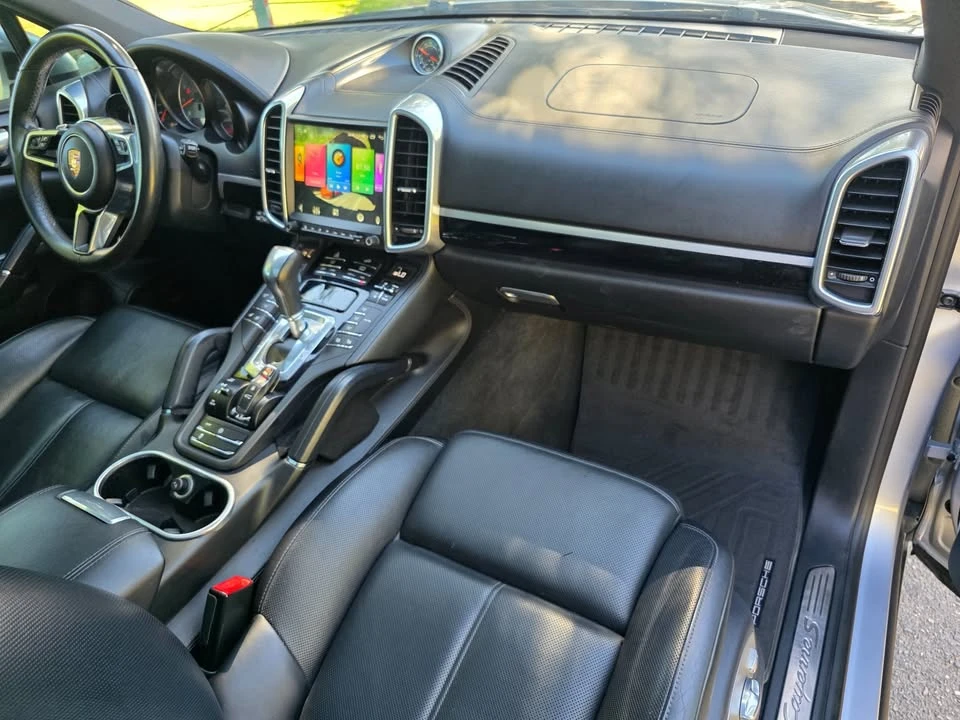 2015 Porsche 958 Cayenne - Image 15 of 17