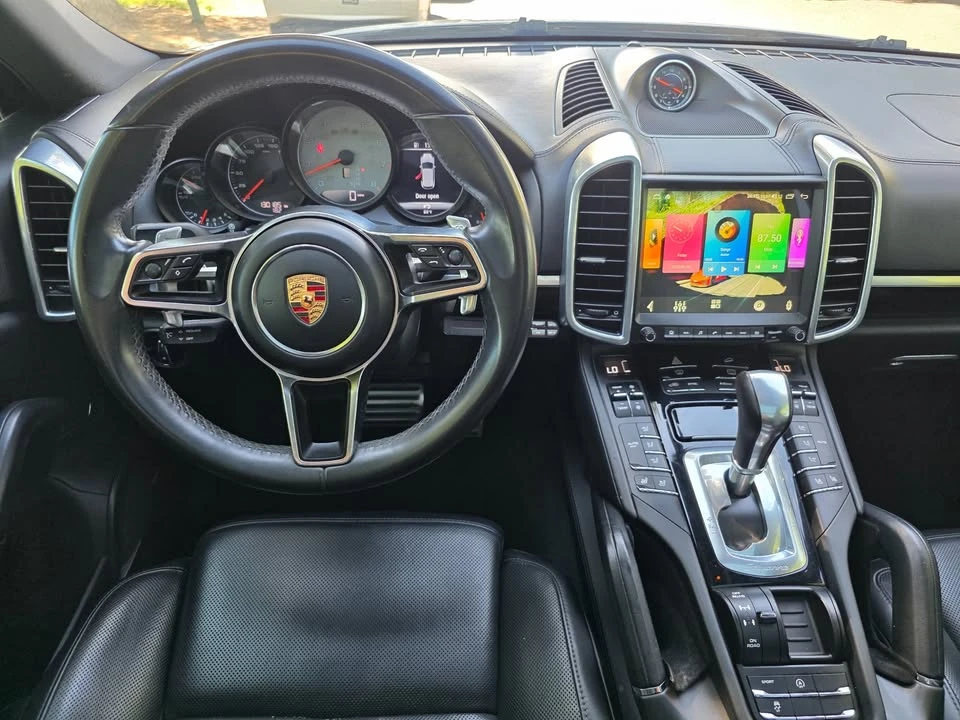 2015 Porsche 958 Cayenne - Image 11 of 17