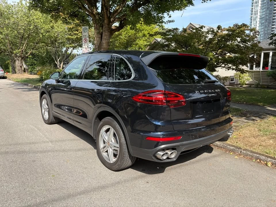 2015 Porsche 958 Cayenne S - Image 6 of 18