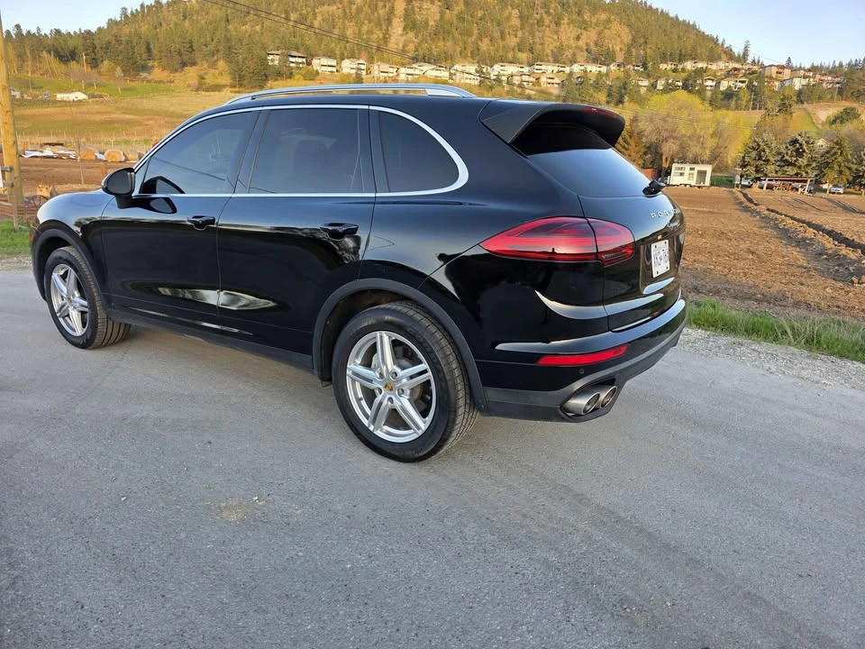 2015 Porsche 958 Cayenne - Image 4 of 12