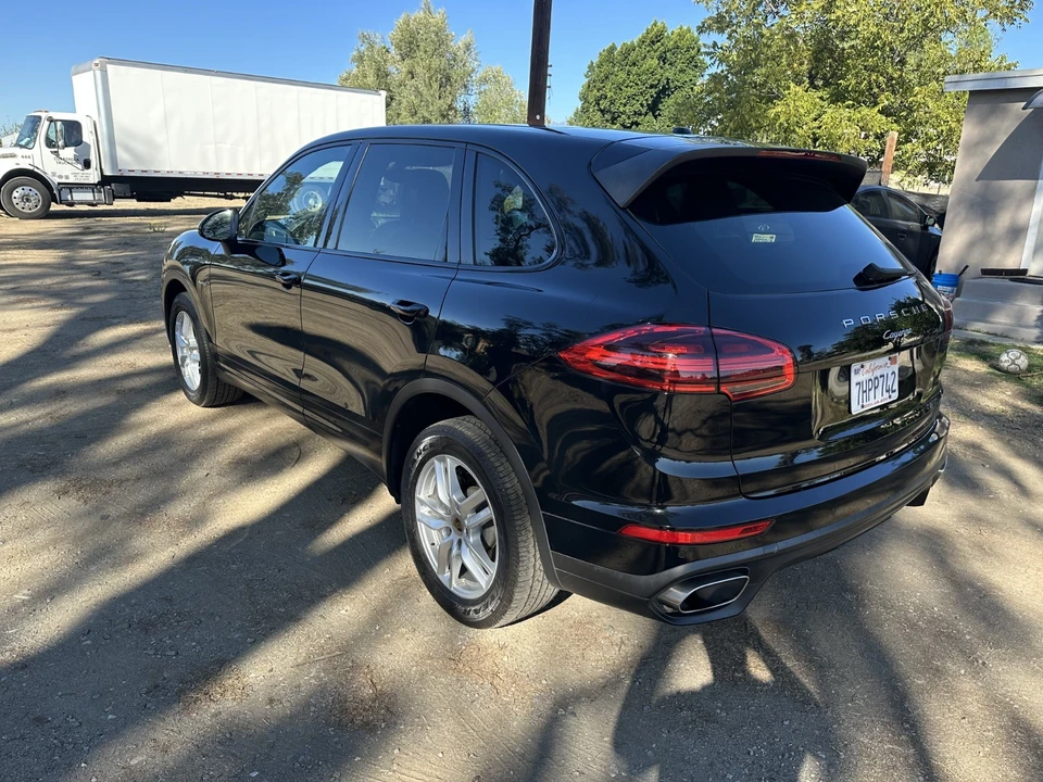 2015 Porsche 958 Cayenne Diesel - Image 10 of 21