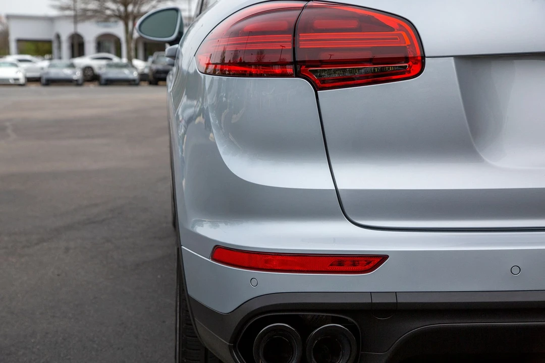 2015 Porsche 958 Cayenne Diesel - Image 4 of 15