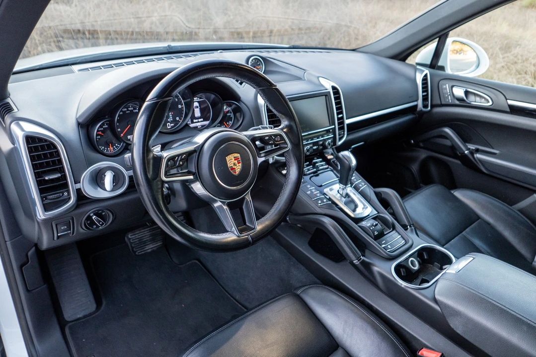 2015 Porsche 958 Cayenne Diesel - Image 14 of 31