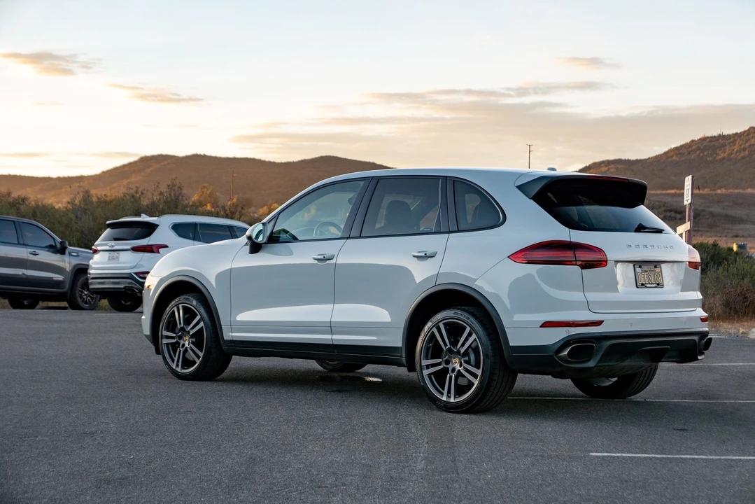 2015 Porsche 958 Cayenne Diesel - Image 6 of 31