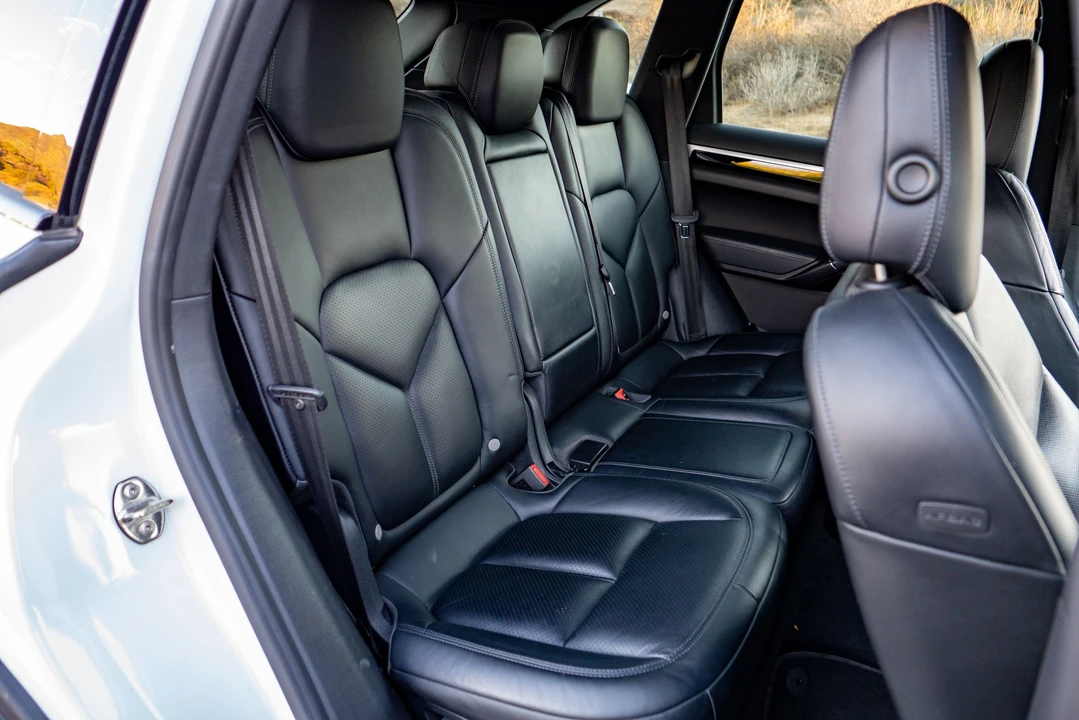 2015 Porsche 958 Cayenne Diesel - Image 20 of 31