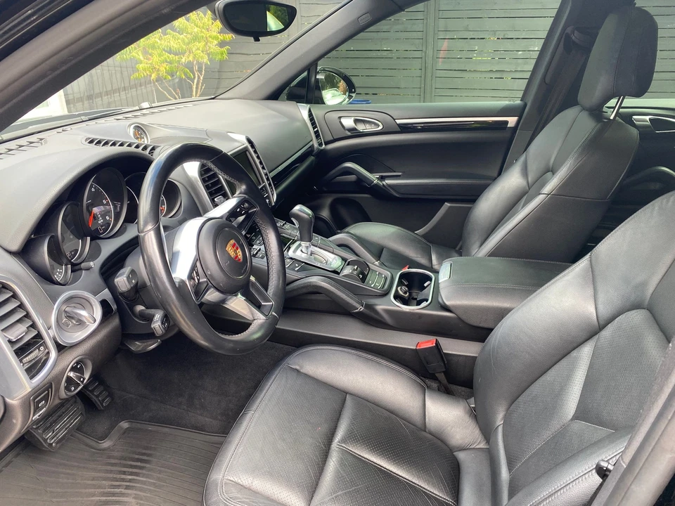 2015 Porsche 958 Cayenne Diesel - Image 8 of 13