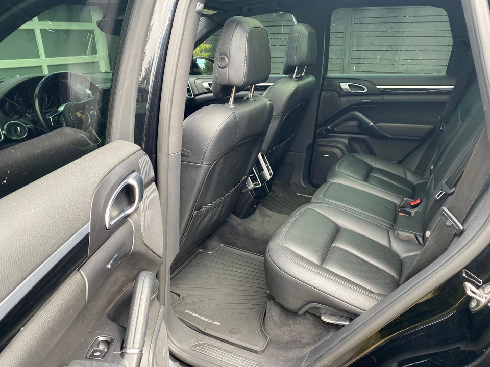 2015 Porsche 958 Cayenne Diesel - Image 11 of 13