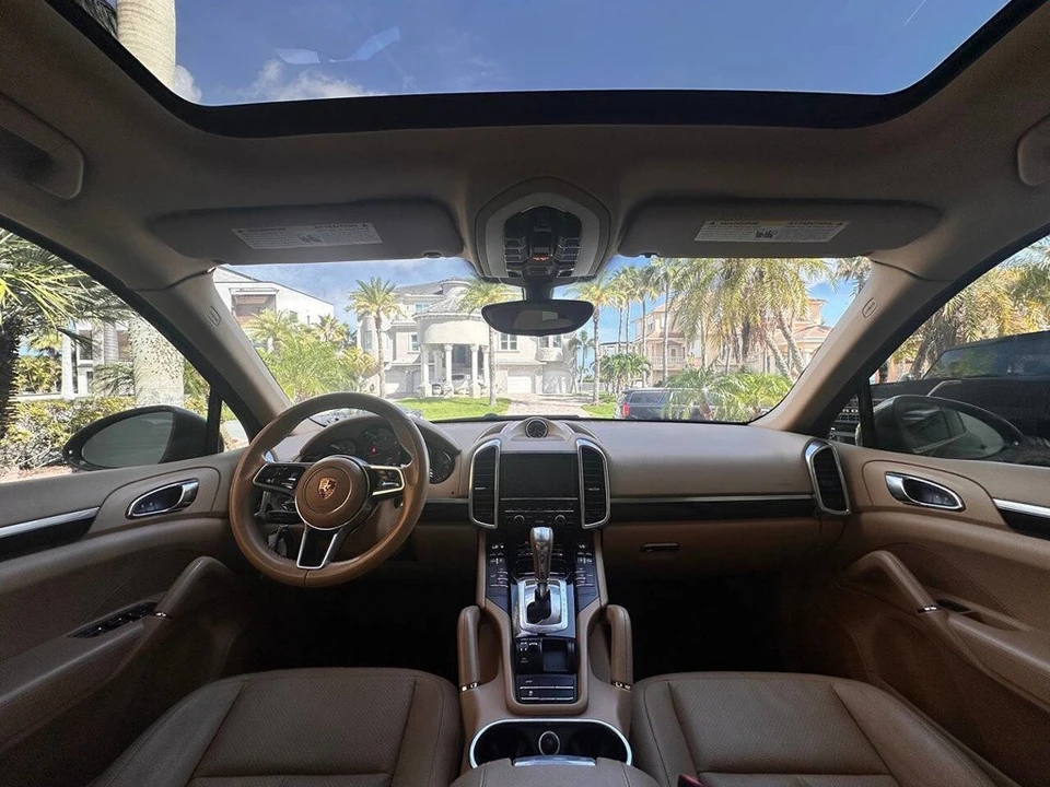 2015 Porsche 958 Cayenne Diesel - Image 11 of 24