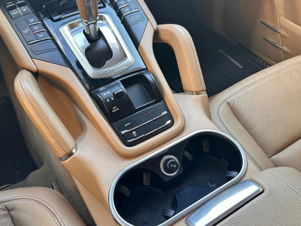 2015 Porsche 958 Cayenne Diesel - Image 21 of 24