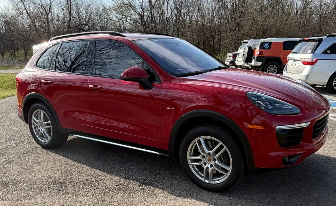 2015 Porsche 958 Cayenne Diesel - Image 2 of 14