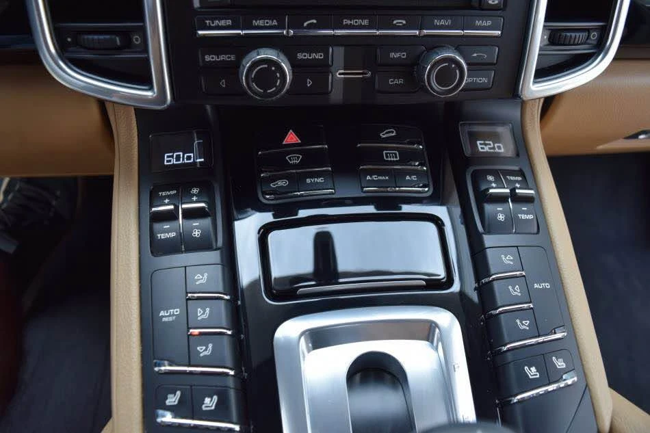 2015 Porsche 958 Cayenne Diesel - Image 17 of 20