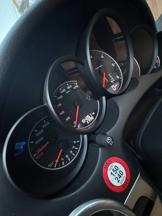 2015 Porsche 958 Cayenne Diesel - Image 8 of 16
