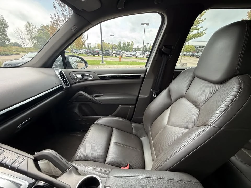 2015 Porsche 958 Cayenne Diesel - Image 8 of 9