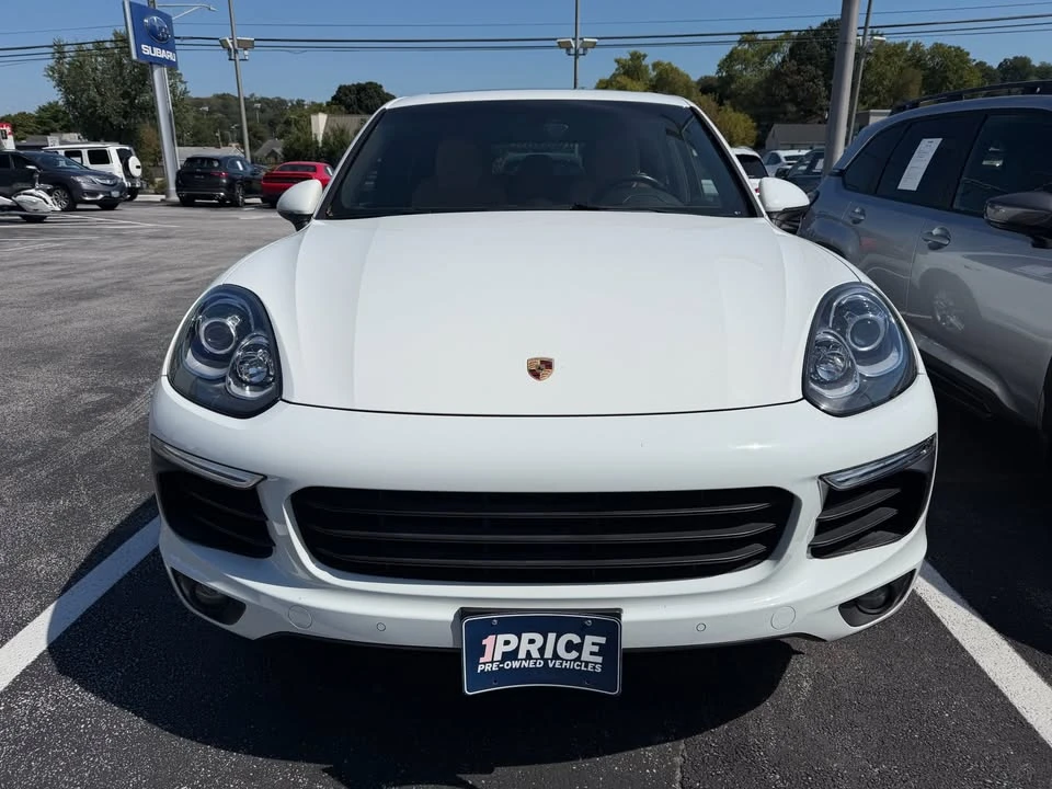 2015 Porsche 958 Cayenne Diesel - Image 2 of 11