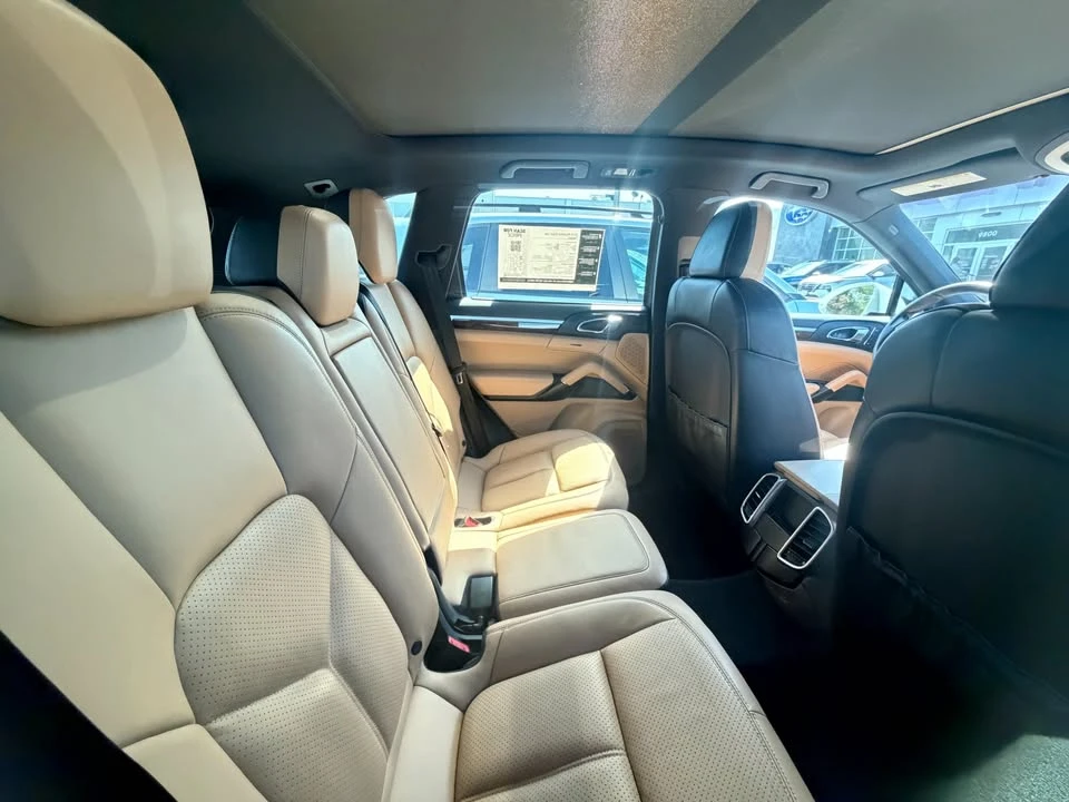 2015 Porsche 958 Cayenne Diesel - Image 9 of 11