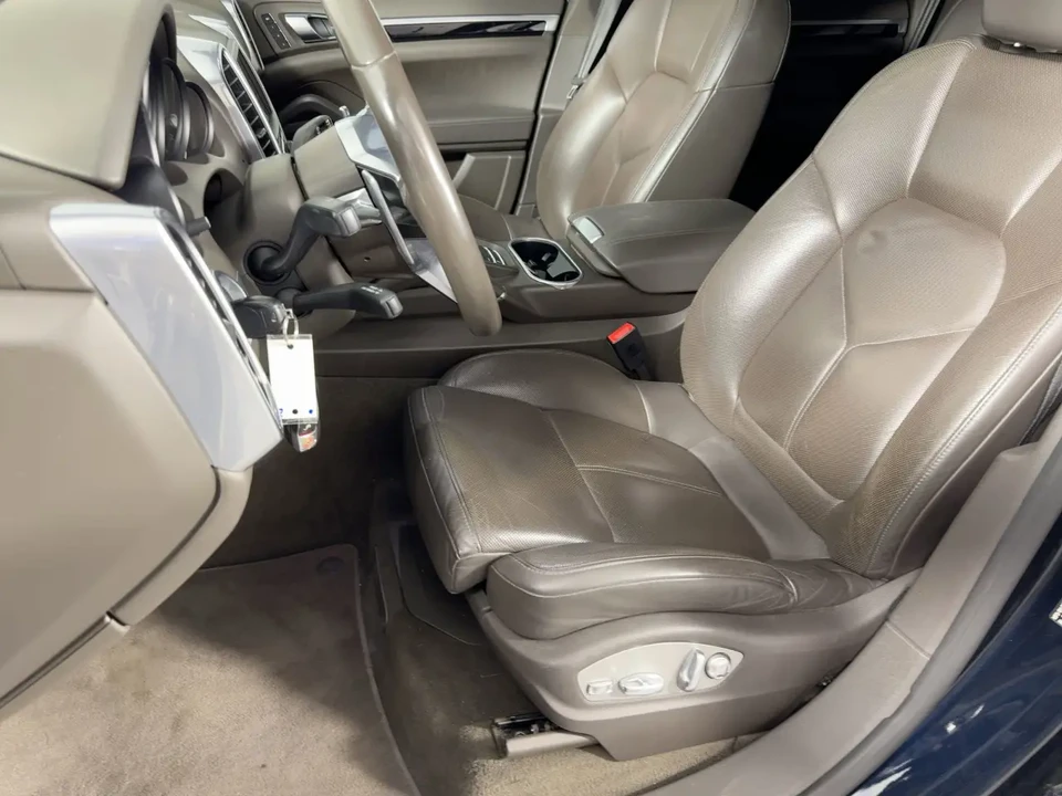 2015 Porsche 958 Cayenne Diesel - Image 5 of 5