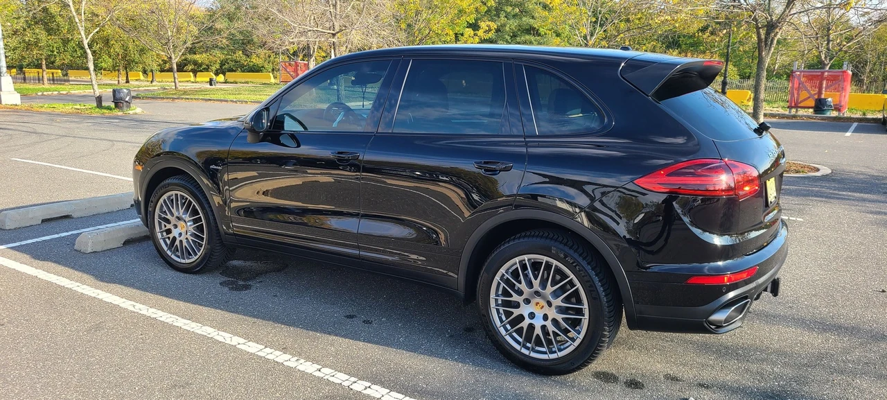 2015 Porsche 958 Cayenne Diesel - Image 2 of 23