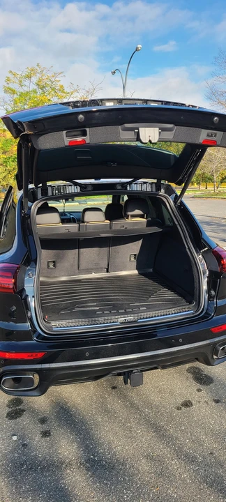 2015 Porsche 958 Cayenne Diesel - Image 10 of 23