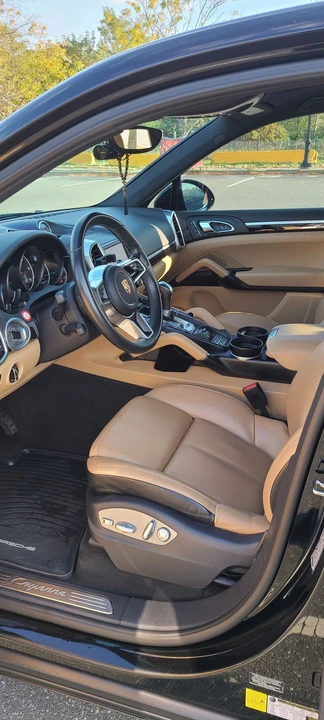 2015 Porsche 958 Cayenne Diesel - Image 13 of 23